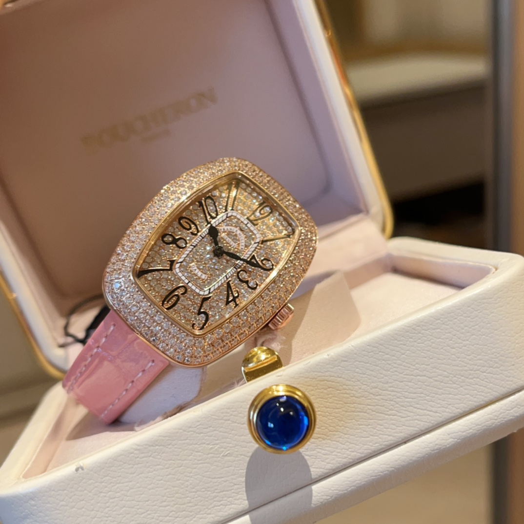 ?? 280
Franck Muller, the star of the stars, the favorite of many male and female stars. The latest wrist fashion women's watch features a small oval egg-shaped FM exclusive design style, with a 316 stainless steel hand-set diamond-encrusted case and avai