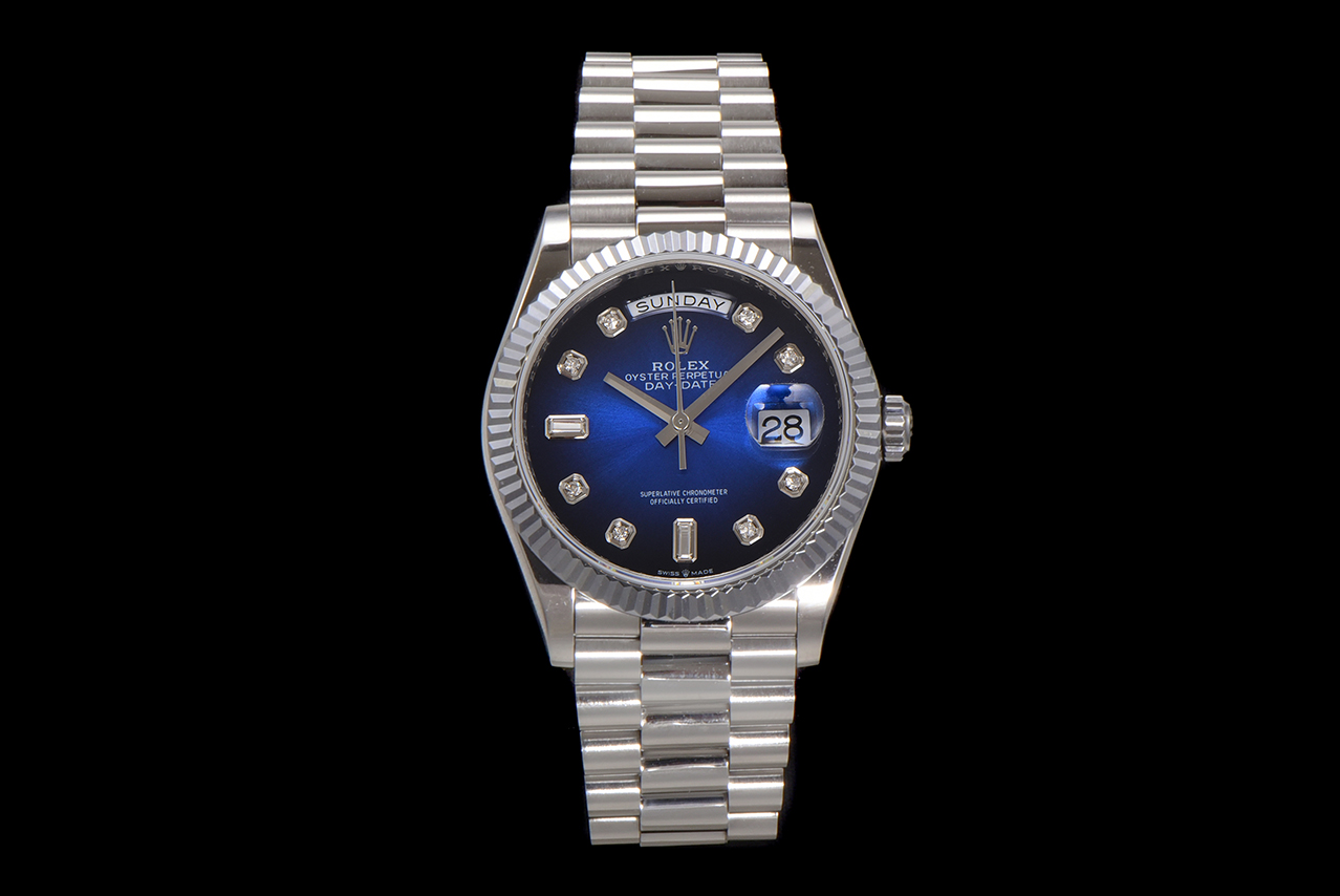 DD36 Full weight edition is here -- the product is not thickened, the strap is not lengthened, the data is the same as the original! All the amazement - comes from constant breakthroughs, another super replica in the history of cloning: the Day-Date 36 se
