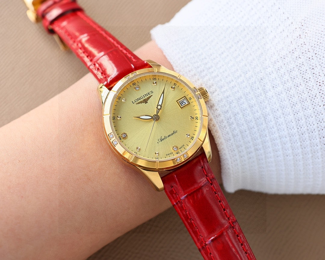 White 800 gold 850
AD latest recommendation 2025 Longines Women 's model, ?? Little Red Book bestseller, women' s watch, youthful years, can be paired with more colors of leather strap
Mirror: Sapphire crystal glass - scratch-resistant
Material: 316 stain