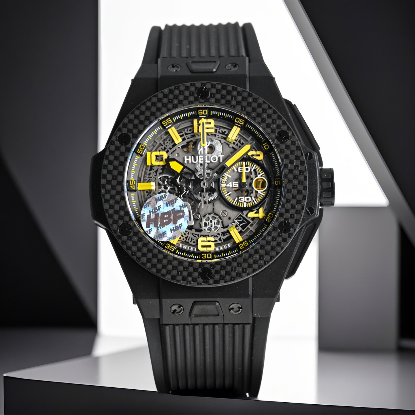 HBF 2300
HBF HUBLOT ???A42 Hublot of the Year BlG BANG series 401.OQ.0123.VR Carbon fiber bezel Composite material bezel layering structure only Unique charm Serial Number 401.NJ.0123.VR1 Bezel: Carbon fiber mixed titanium. 2 Crystal: Sapphire crystal wit