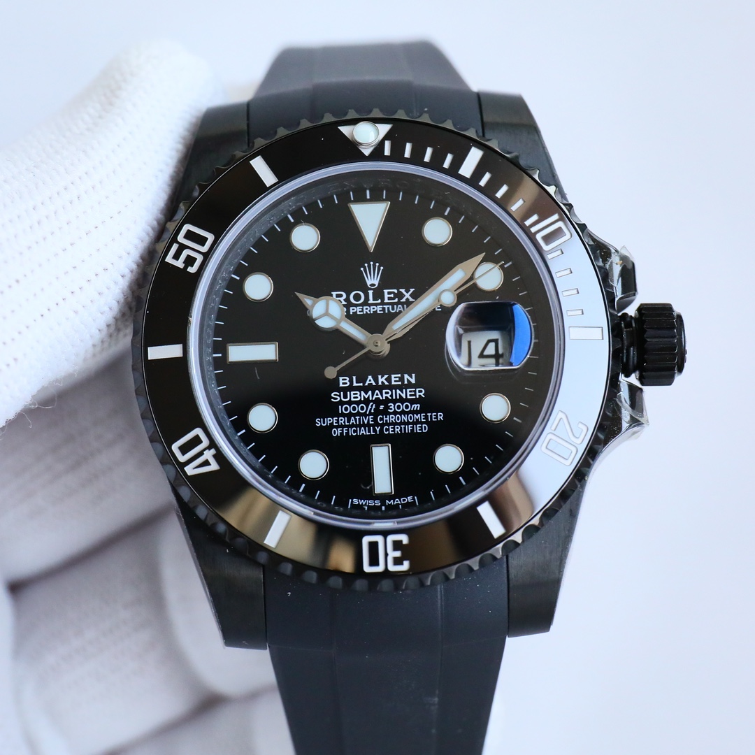 VS+ produced 1200
VS+ Factory ROLEX ??V3 latest version! Submariner BLAKEN official Obsidian version ???NK8
In sync with the original: 3135 movement, high fidelity and stable timekeeping, blue hairspring, KIF shock absorber. Submariner series 40mm
The cas