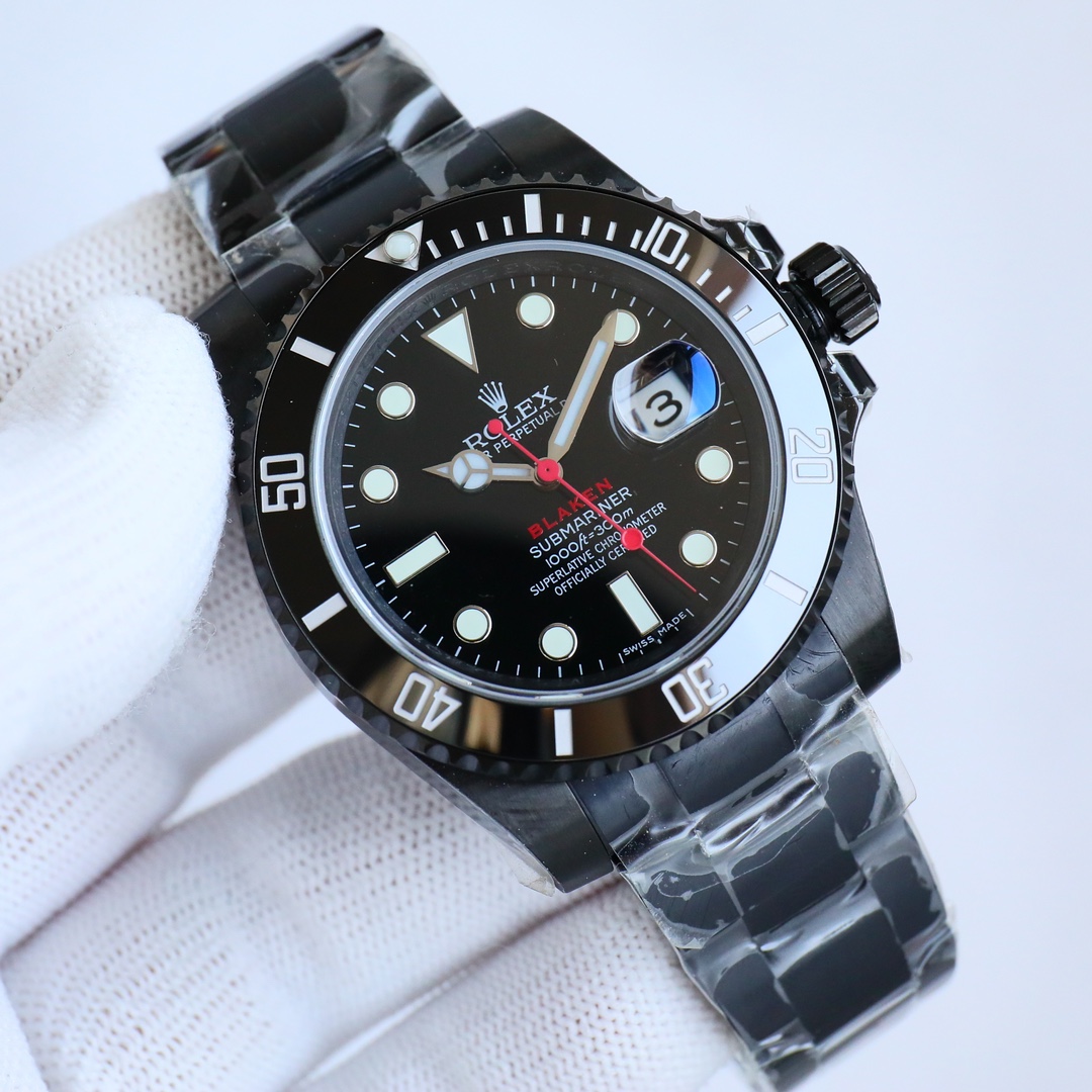 VS+ produced 1200
VS+ Factory ROLEX ??V3 latest version! Submariner BLAKEN official Obsidian version ???NK8
In sync with the original: 3135 movement, high fidelity and stable timekeeping, blue hairspring, KIF shock absorber. Submariner series 40mm
The cas