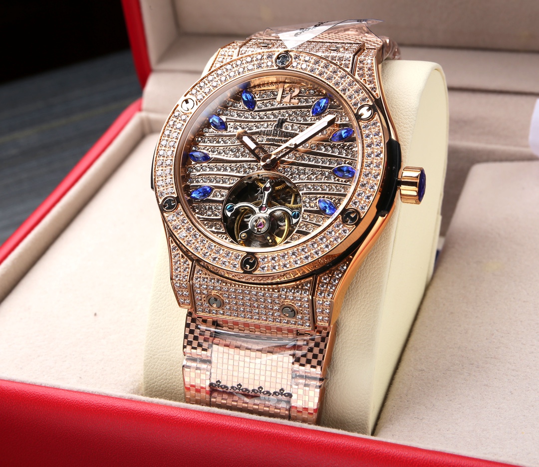 White steel 760. Rose steel ?20.
New best-selling product
Hublot Big Bang collection True Tourbillon Square Diamond Edition, full diamond case - diamond face, equipped with automatic tourbillon movement, 44mm diameter, absolutely hard, electroplated blue 