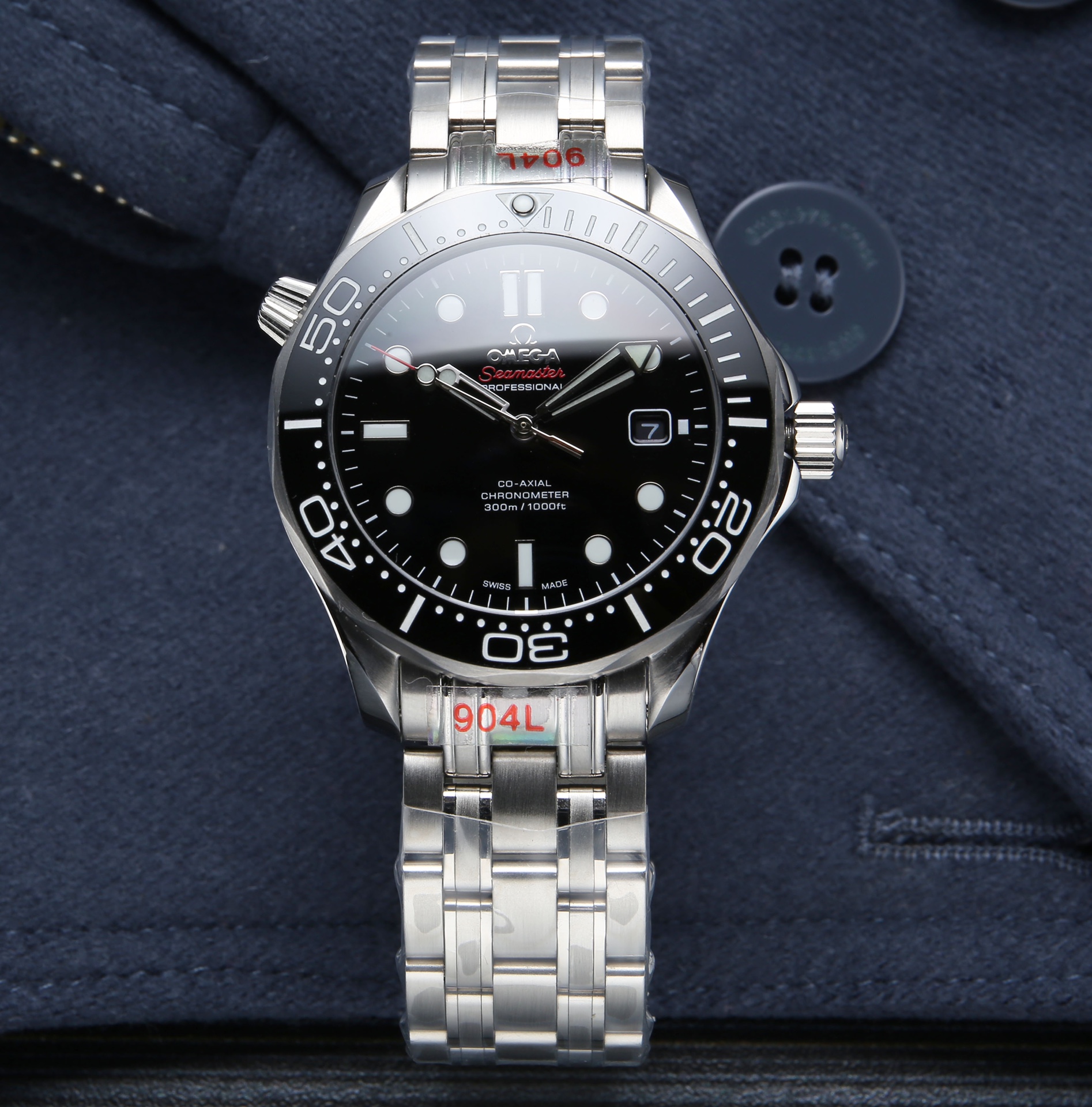 White steel P: 590. Gold ?20.