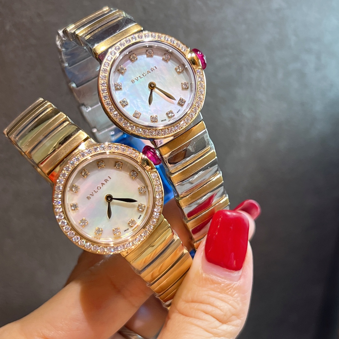 ?? White Light 300, Gold 320 diamond ring +30 BV small 28MM
BVLGARI [Bulgari] LVCEA collection new ladies' watch, this is the goddess 'exclusive exquisite piece, noble luxury and reserved, versatile and elegant, the quality is even better, 316L stainless 