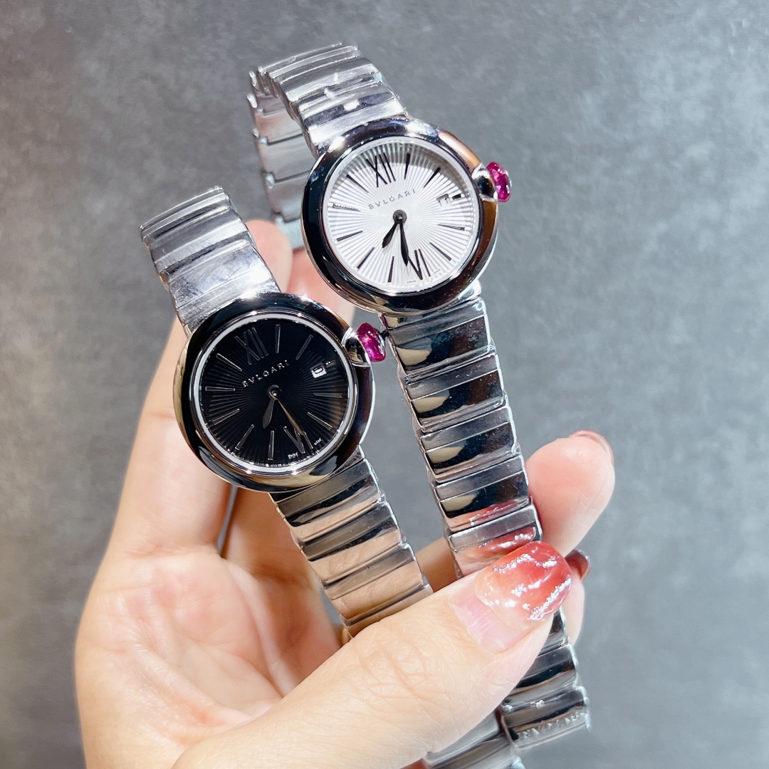 ?? White Light 300, Gold 320 diamond ring +30 BV small 28MM
BVLGARI [Bulgari] LVCEA collection new ladies' watch, this is the goddess 'exclusive exquisite piece, noble luxury and reserved, versatile and elegant, the quality is even better, 316L stainless 