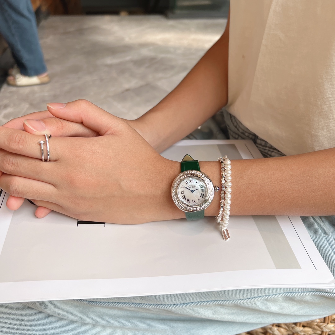 ???? White gold hand effect, deep beauty ????

??? If beauty is a big concept,
Then grace is a kind of deep beauty! ? ??