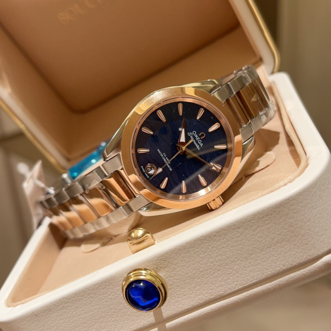 ?? White case 280 gold 300
New Aquq Terra Shades Seahorse AT150, multi-faceted colors, diverse interpretation
From sea to land, the Seahorse collection draws inspiration from the diverse colors of nature. This can be said to be the best commuter watch, su
