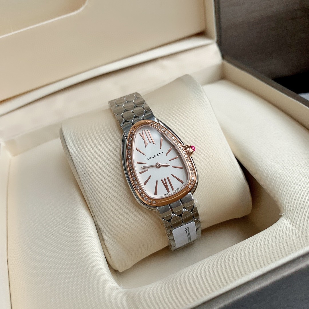 ?? White case 280 rose gold 300 diamonds ?20 Bulgari 2024 new Serpenti Seduttori collection watch, the iconic teardrop-shaped snake head design style is unique, the hexagonal scales are exquisitely connected, paying tribute to the timeless Italian style. 