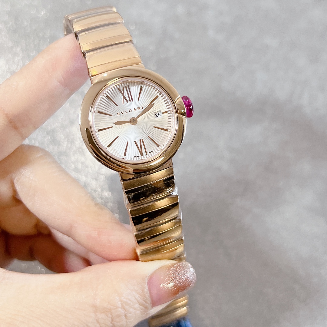 ?? White case 300 Gold case 320 diamonds ?30 (BV small 28MM
BVLGARI [Bulgari] LVCEA collection new ladies' watch, this is a beautiful piece exclusive to goddesses, noble and luxurious yet reserved, versatile and elegant, with superior quality, 316L stainl