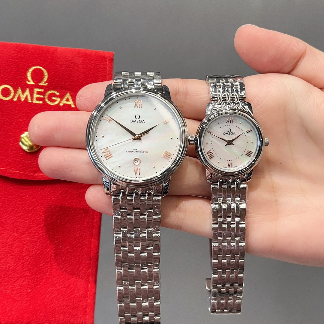 ??300 gold 320 diamonds +30
Taiwan factory paired with red packaging gift bag Omega de Ville Quartz collection watch
The women's watch measures 27.4mm and the men's watch 39mm
Imported Swiss quartz movement, 316 stainless steel case, scratch-resistant gla