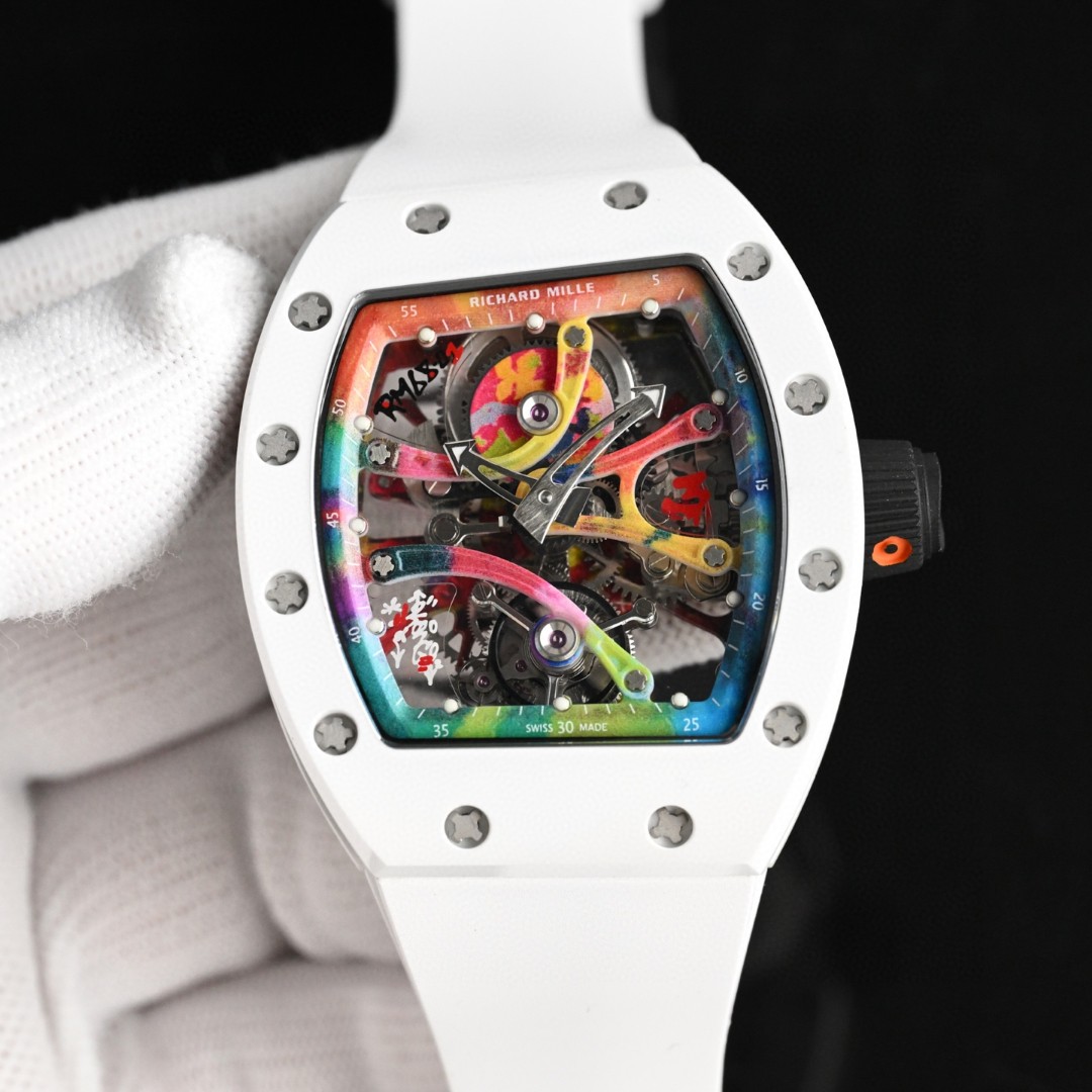 [RICHARD MILLE] "Art on the Wrist" RM68-01 Graffiti Tourbillon

Upgrade zirconia ceramic face and back covers
Carbon fiber middle shell, head
The slim shell body is only 14mm

This new tourbillon watch was created in collaboration with Brazilian graffiti 
