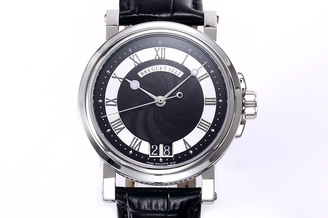 The white case 1750 and the gold case 1800
The HG Breguet Marine collection ??OR8 is equipped with a reissue Breguet Cal.517GG movement, Breguet hands (openwork off-center "moon-shaped" hands), Breguet numeral hour markers, the iconic water wave pattern o