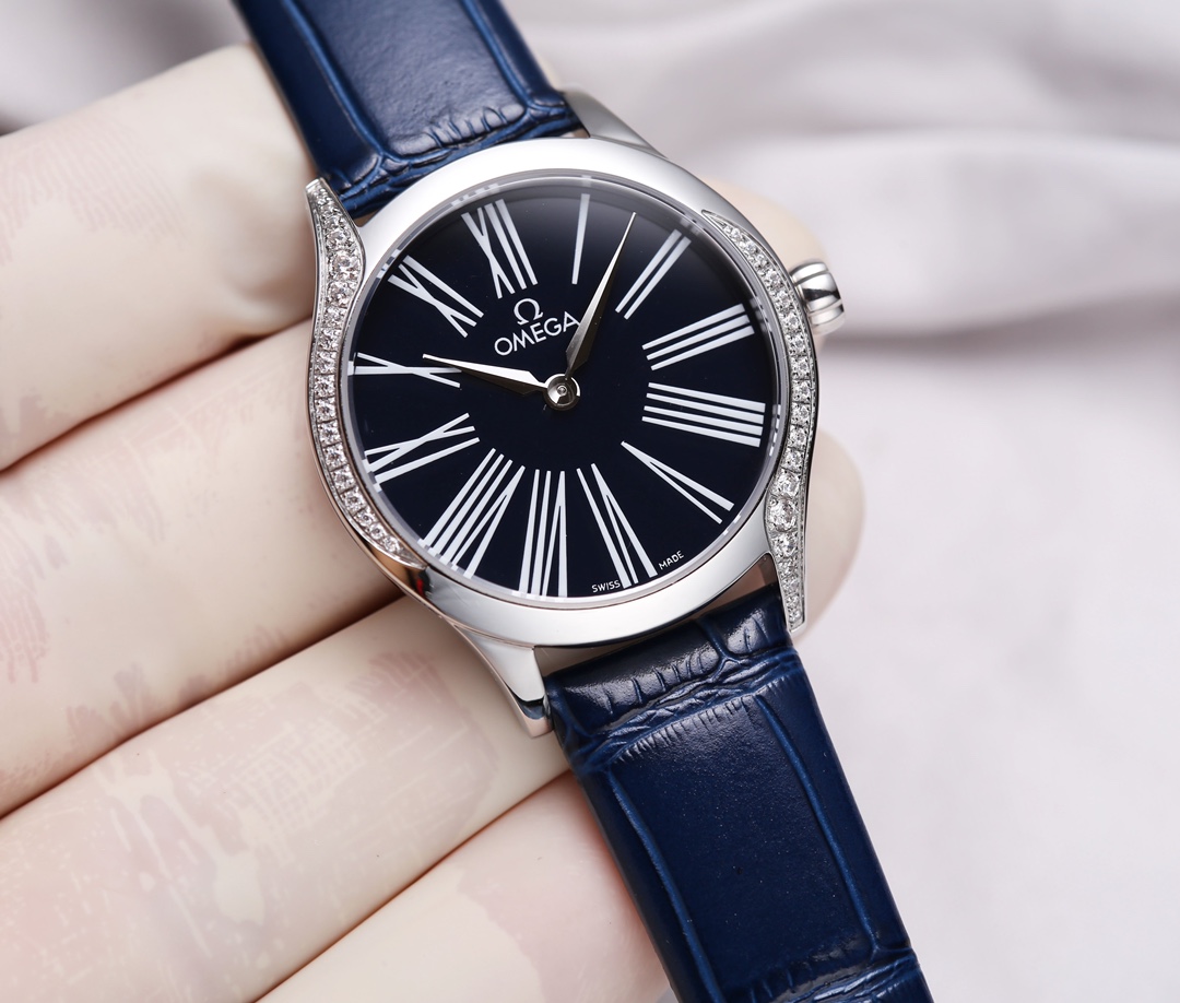 White skin 400. Gold ?20.
OMEGA -OMEGA De Ville collection
Imported quartz movement - accurate timekeeping
Quartz women's watch
316L stainless steel with perfect texture
Sapphire crystal finish (scratch-resistant and durable)
Imported cowhide strap
Ladies