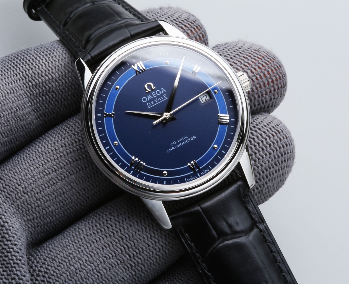 White 500. Gold ?20. Steel ?20.