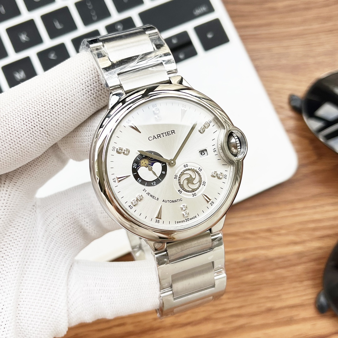 - White 550 gold 570 steel band plus 30
???? Real photos
Brand: CARTIER -CARTIER
Type: Men's watch
Case: 316 stainless steel (fine workmanship)
Strap: Imported calfskin /316 stainless steel (two options available)
Movement: High-end custom automatic mecha
