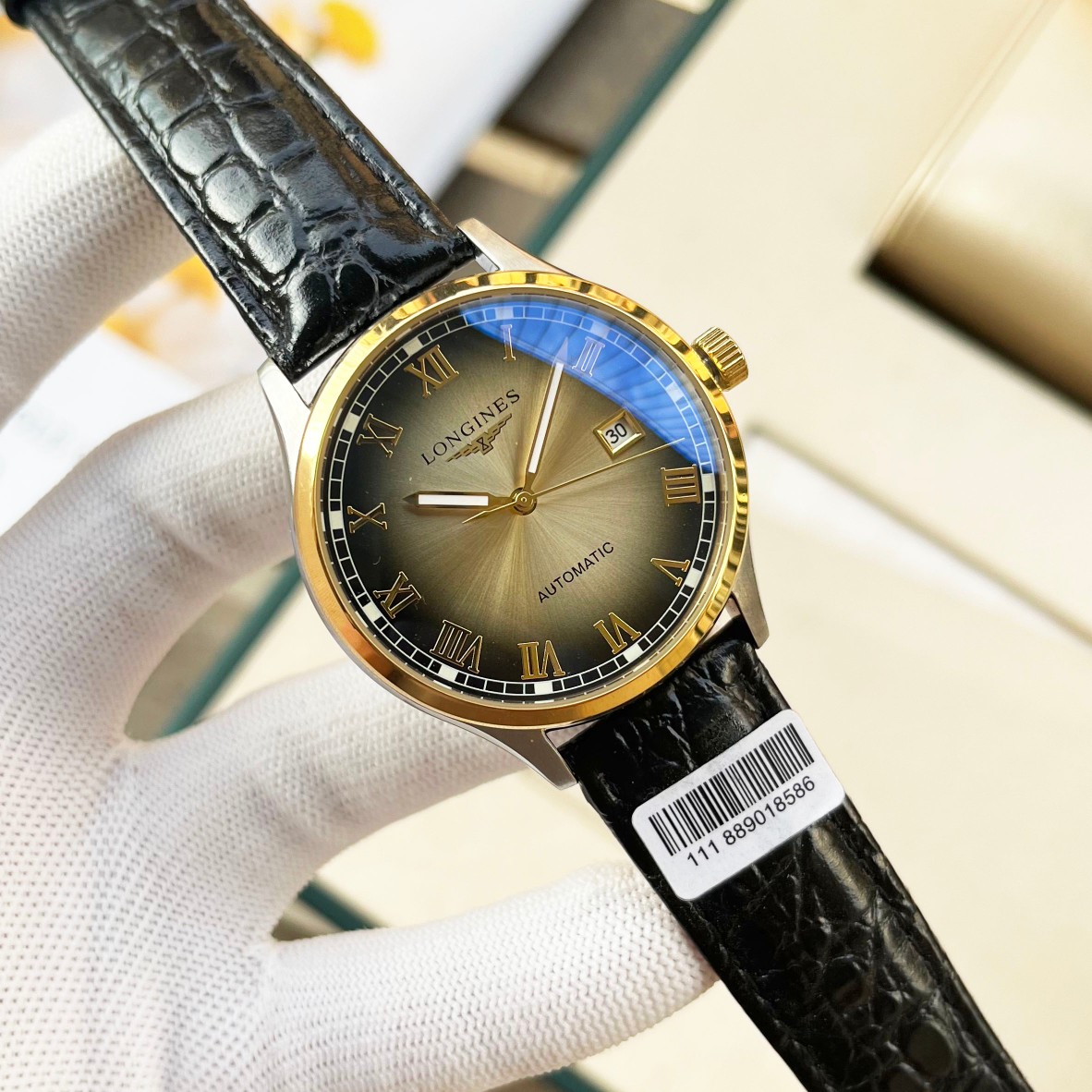 - White 570 Gold 580 steel band plus 10
???? Real photos
Brand: LONGINES
Type: [Cool] Men's watch
Case: 316 stainless steel (with fine workmanship)
Strap: Imported calfskin/top-grade 316 stainless steel (two options available)
Movement: Imported Citizen 8