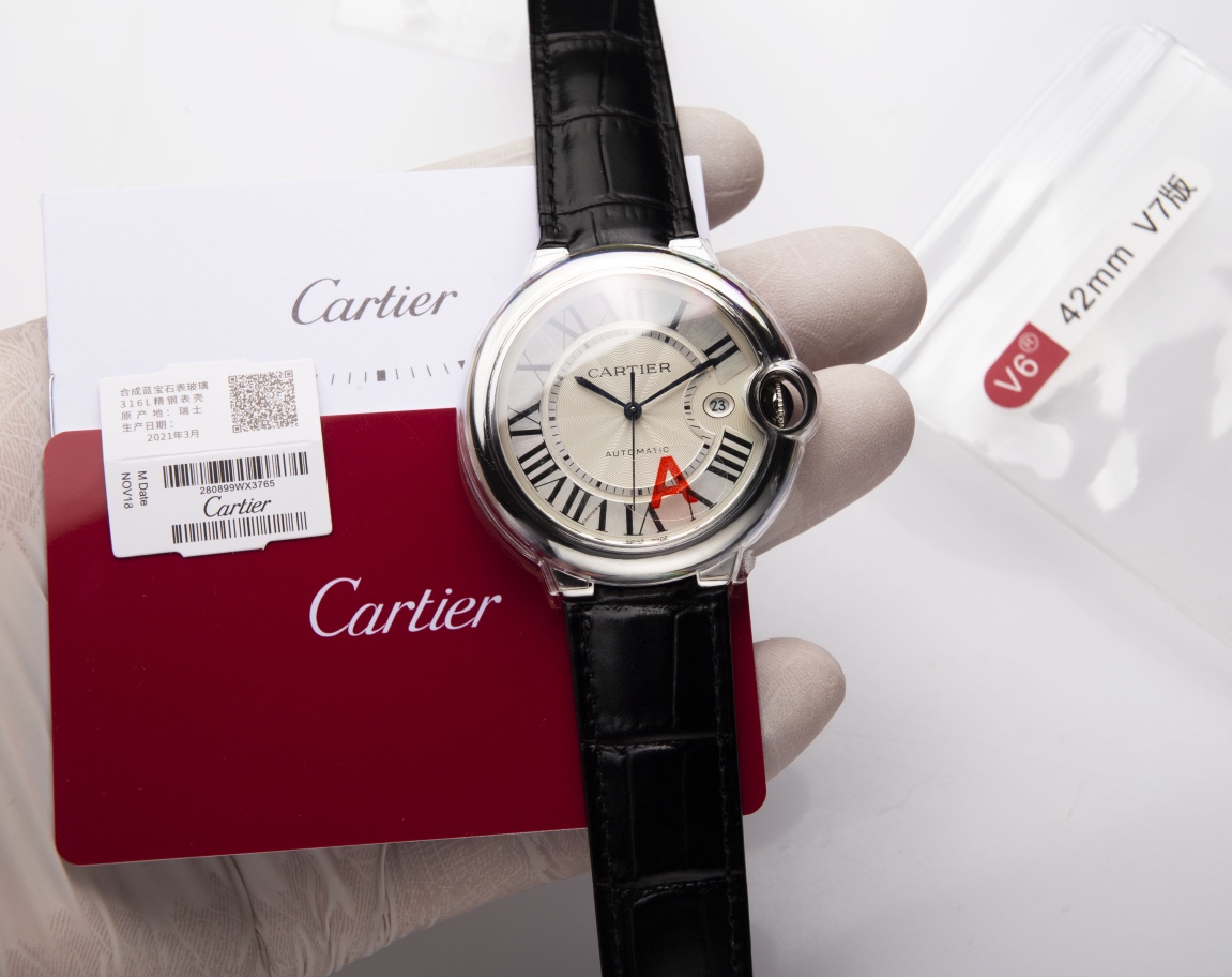 White leather 580. Gold ?20. Steel band ?20.
Taiwan factory Blue balloon version, 42mm Japanese machine 8215, water drop (fish eye bubble) Sapphire glass mirror height water resistance burnt steel blue pointer color, head arc shape
(The ultimate requireme