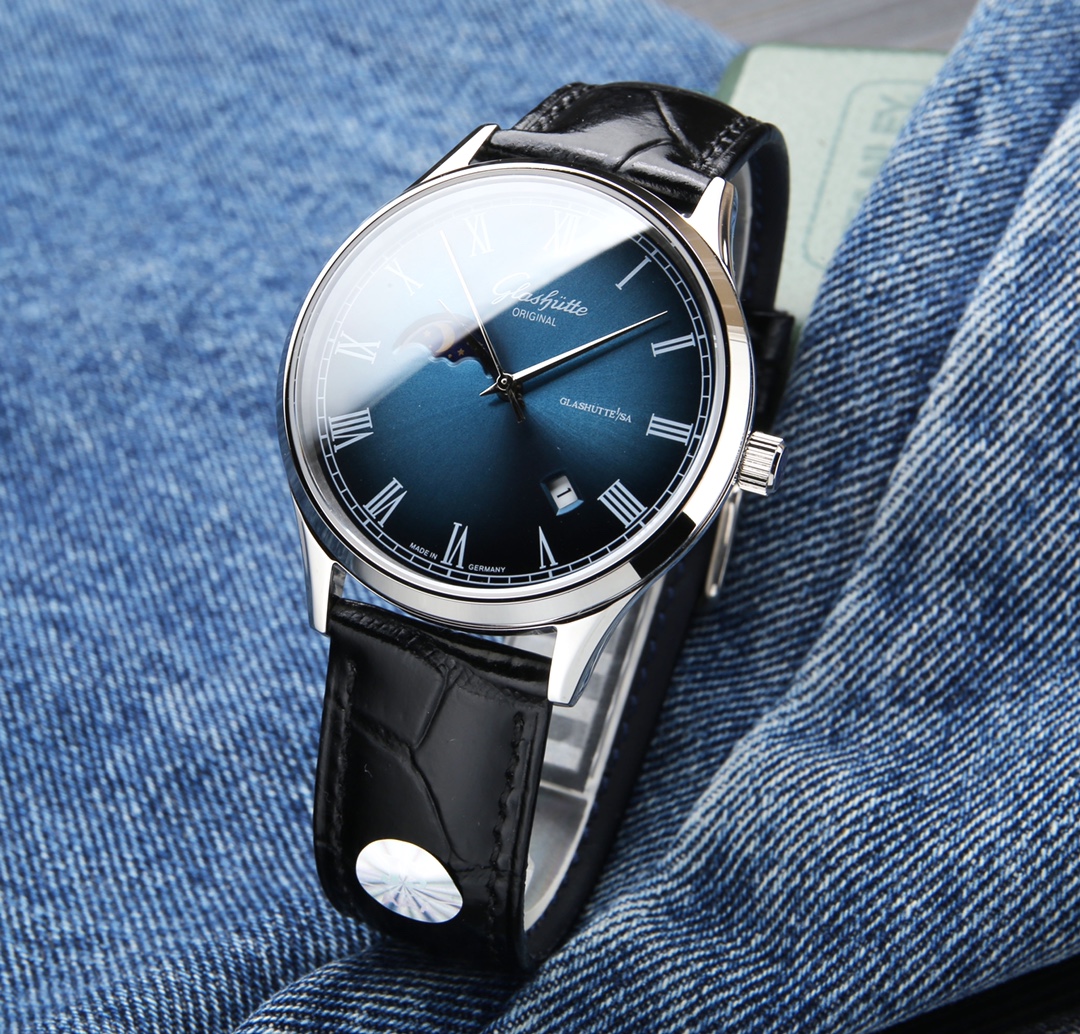 White leather 640. Steel band ?20. (Deep WATERPROOF, swim-safe ??!)