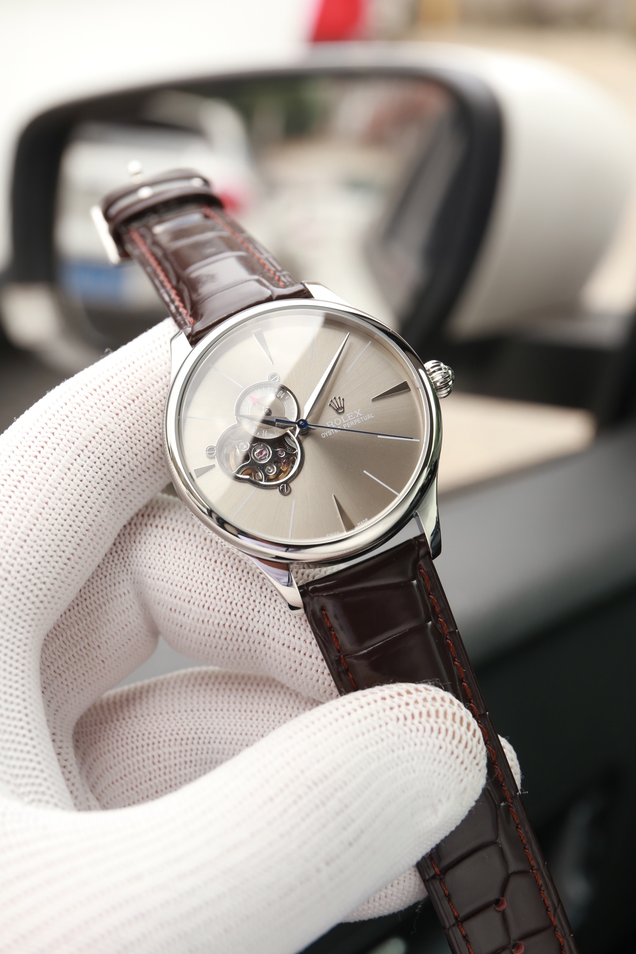 White P: 600. Steel ?20.
ROLEX -ROLEX, men 's watch, equipped with Japanese original imported automatic mechanical movement, 9-position flywheel design, 10-position 24 hours, over luminescent effect... Diameter 42/12mm, equipped with stainless steel case 