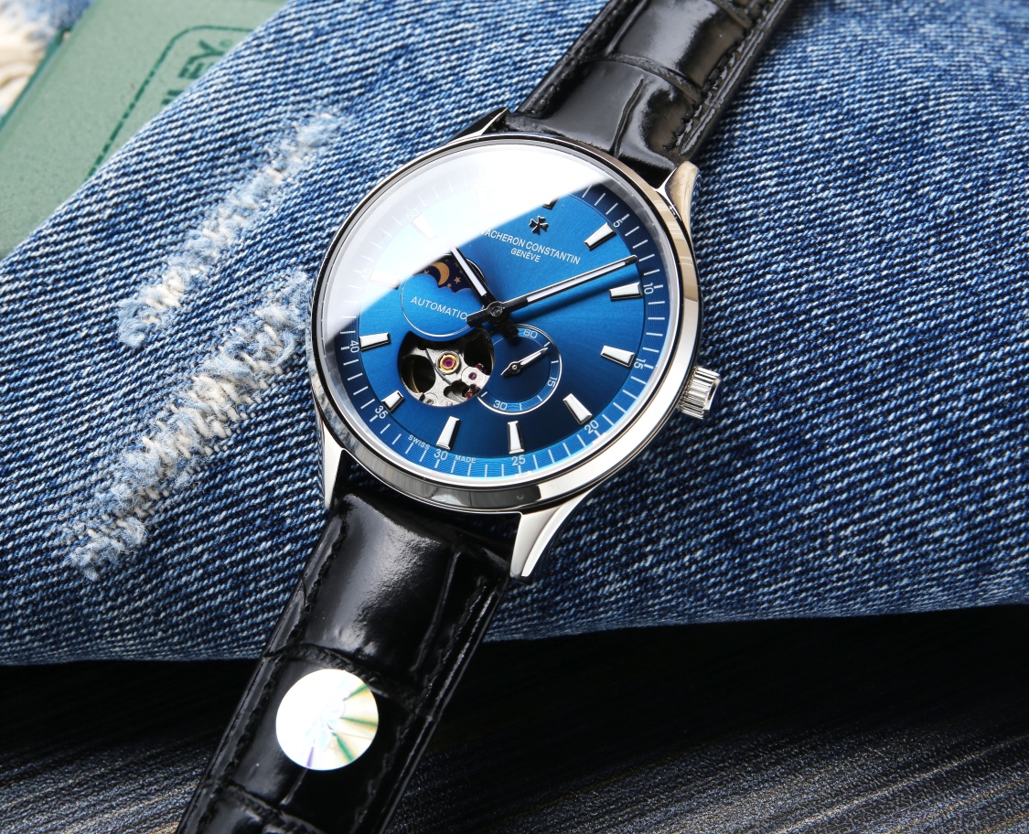 White skin P: 680. (Waterproof 5 degrees, swimming ??!)