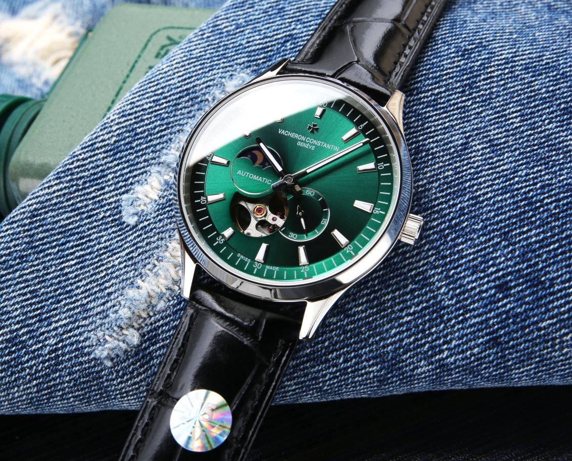 White skin P: 680. (Waterproof 5 degrees, swimming ??!)