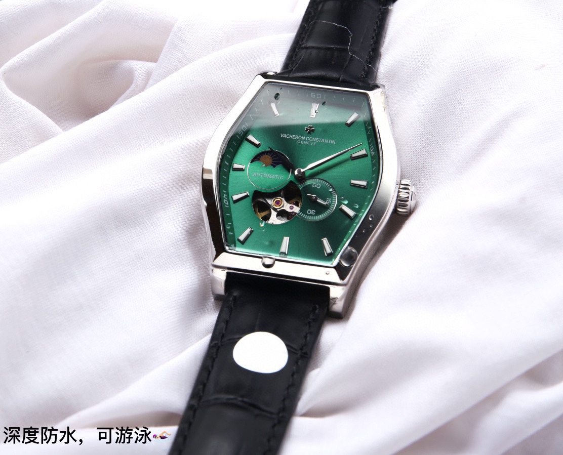 White skin P: 750.
(THIS product has been strictly tested for water pressure resistance up to 120 m ??)