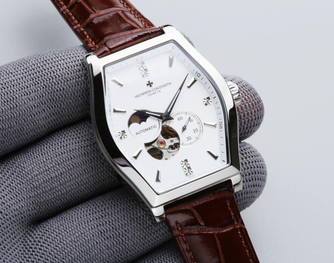 White P: 750.
(THIS product has been strictly tested for water pressure resistance up to 120 m ??)