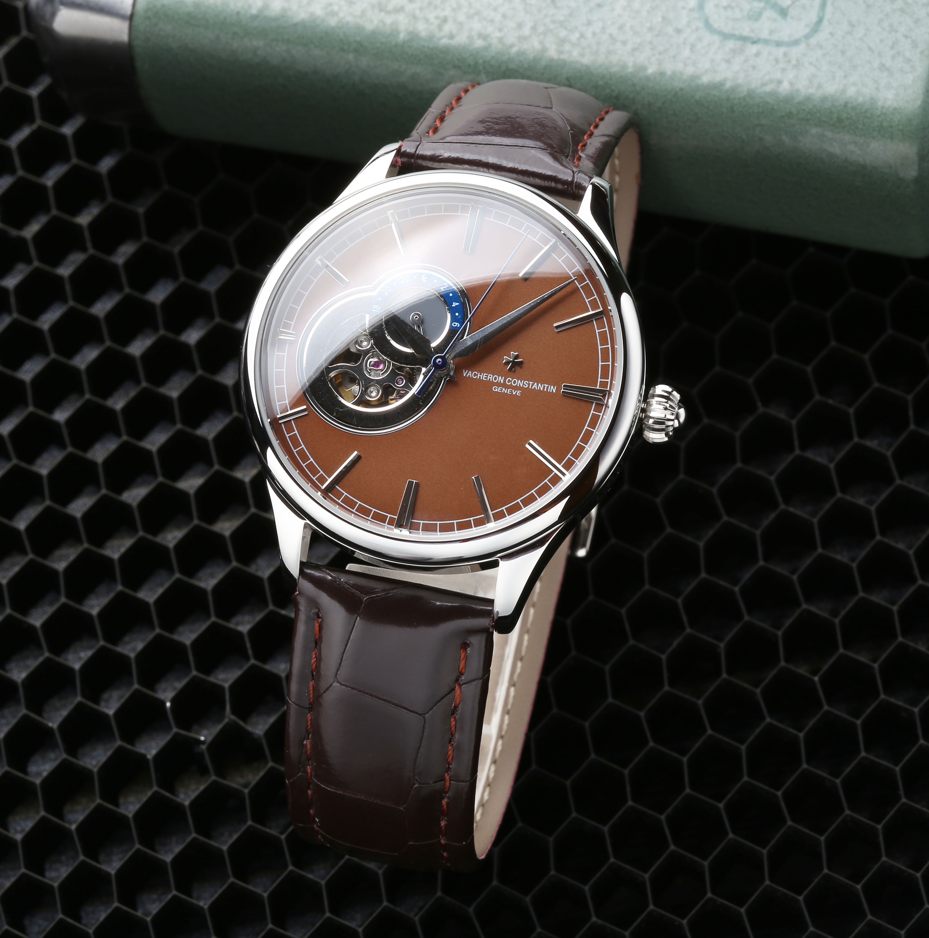 White sheet P:600. Steel strip ?20.