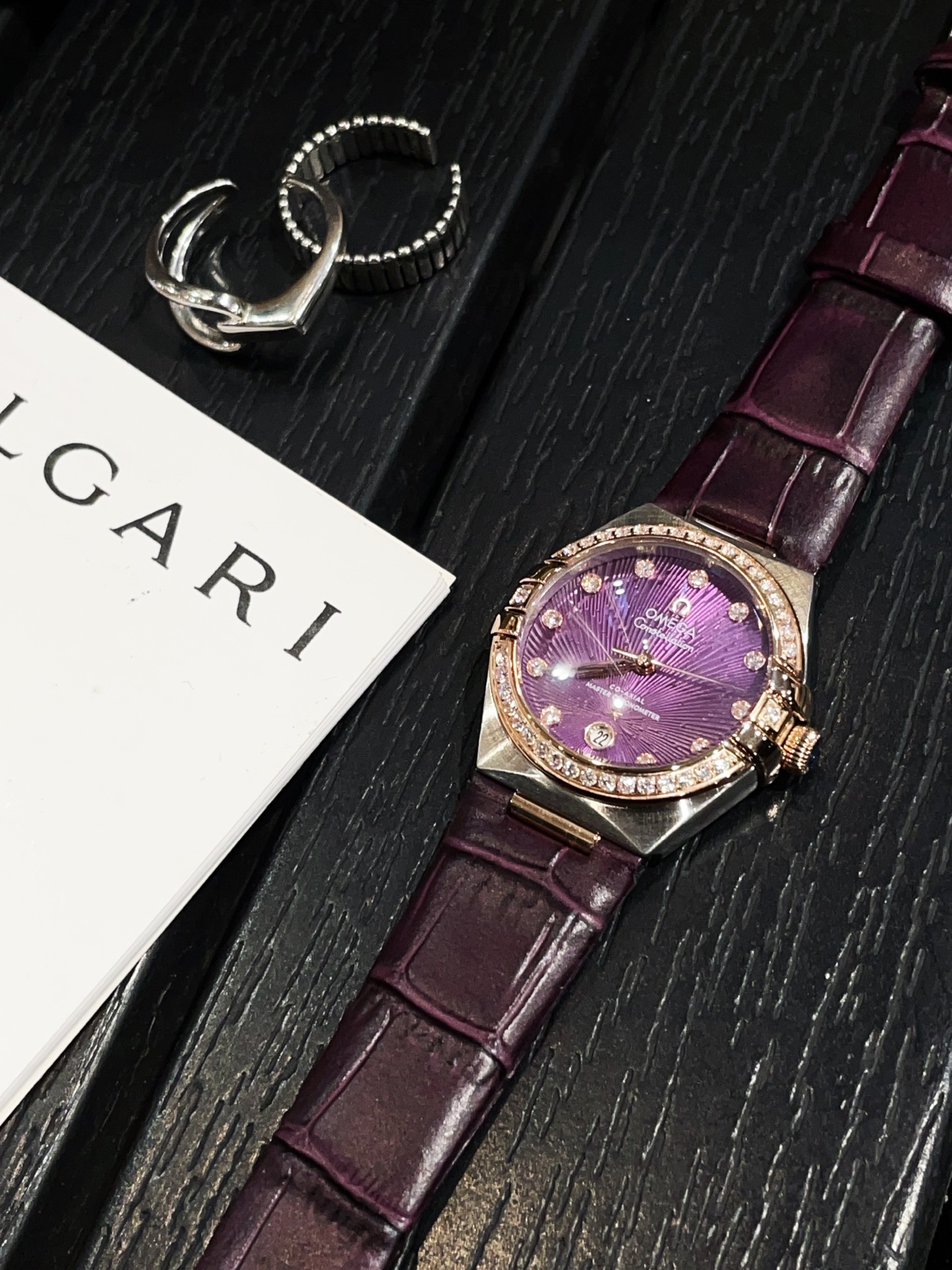 ?? White diamond 300/ Diamond 320
Omega Constellation 5 - New firework dial
The romantic spiral fireworks dial is extremely brilliant, making time deep and mysterious, full of infinite possibilities.
The case is made of 316 stainless steel and CNC polishe