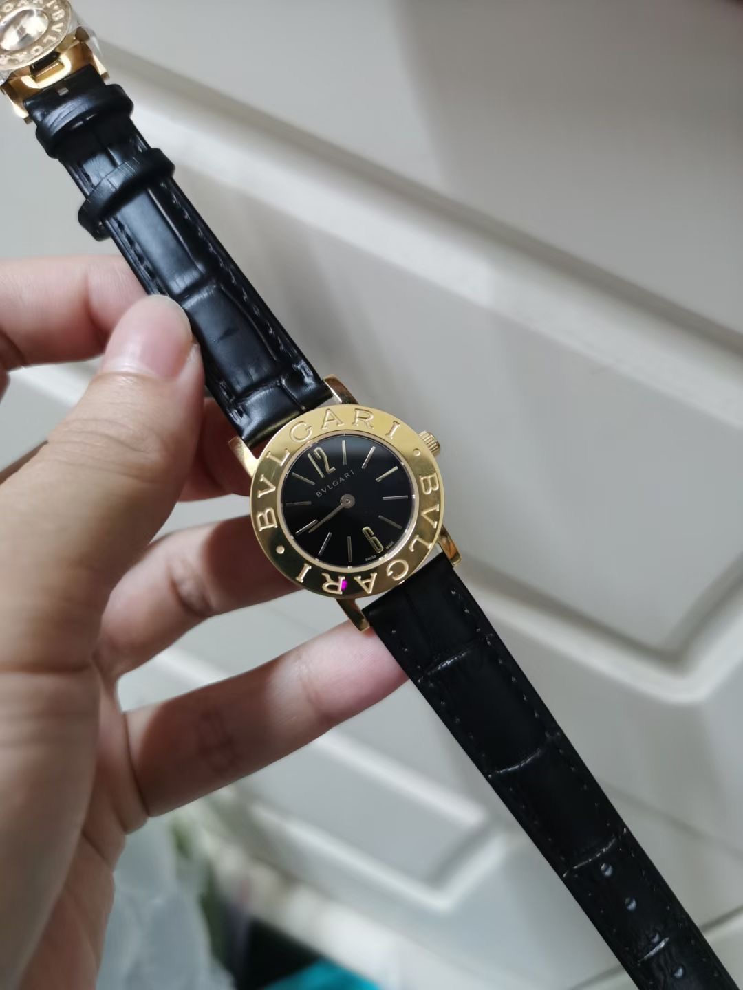 BVLGARI collection ladies' choice [Color][color] Sapphire glass, 26mm diameter, imported quartz movement, calfskin leather strap [strong] Original 1:1 stainless steel strap, case, quality top-notch [strong][strong][strong]