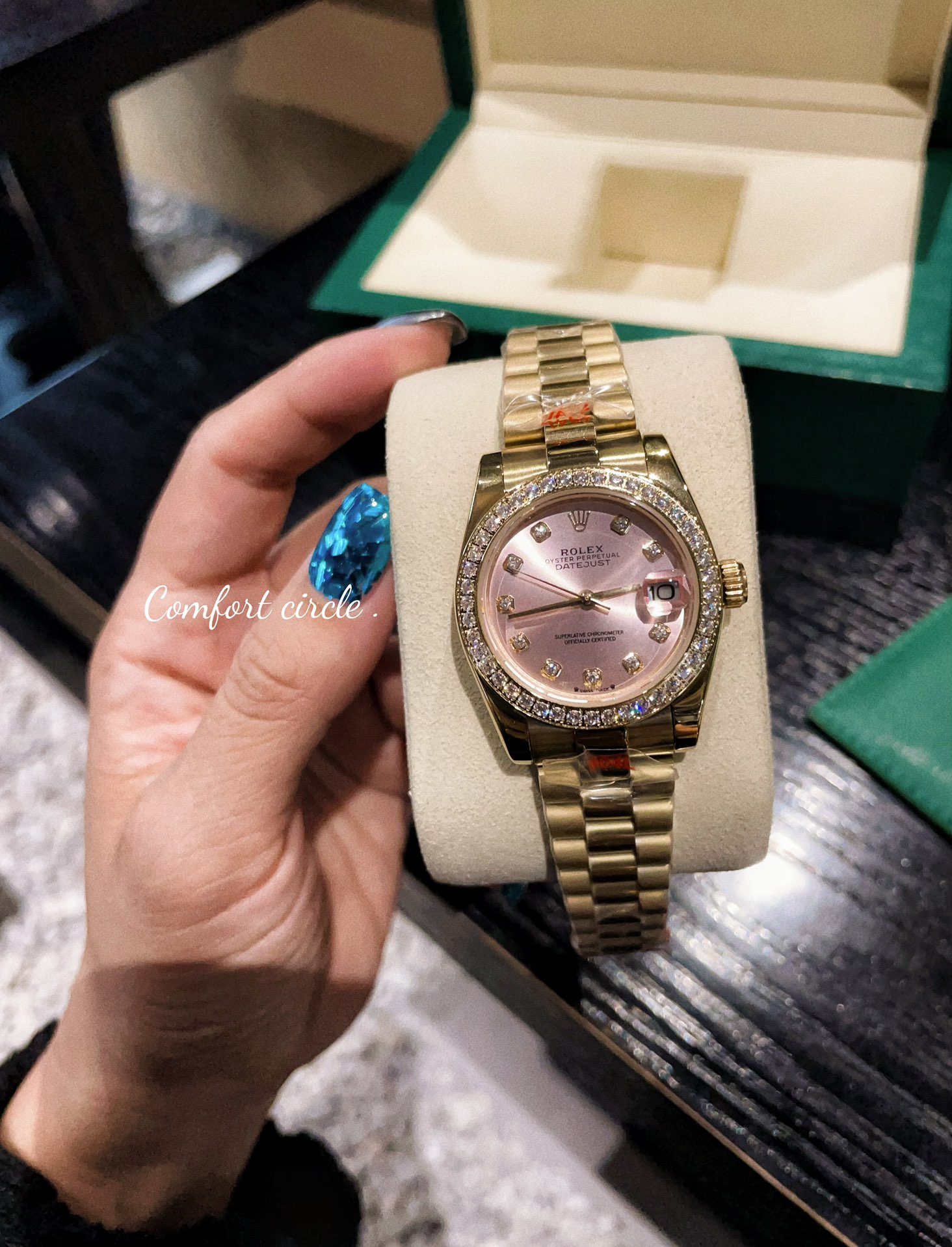 ?? Strap without diamonds 260
Rolex Datejust classic women solid steel strap - original buckle imported movement Little Red Book Hot recommendation Design shows unique noble elegant goddess temperament! The 316 stainless steel case is hand-set with Swarov