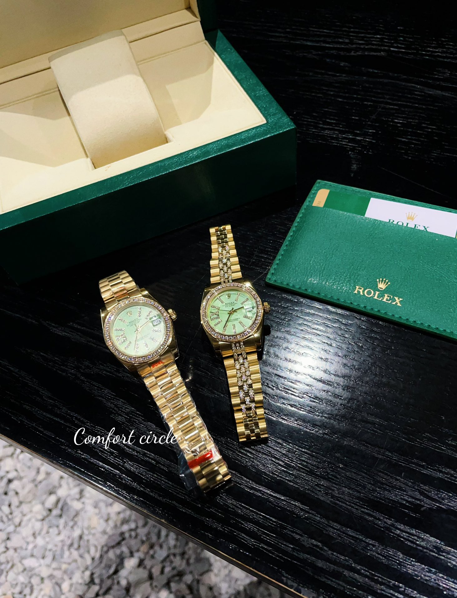 ?? strap with diamonds 380
Rolex Datejust classic women solid steel strap - original buckle imported movement Little Red Book Hot recommendation Design shows unique noble elegant goddess temperament! The 316 stainless steel case is hand-set with Swarovski