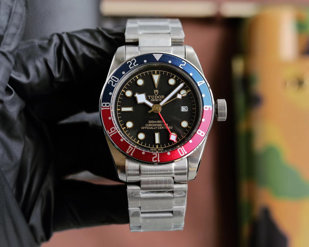 ?? TUDOR Black Bay series with automatic pearl mechanical movement: 42mm coated fiberglass steel strap ? Original clasp Retro Tudor new interpretation