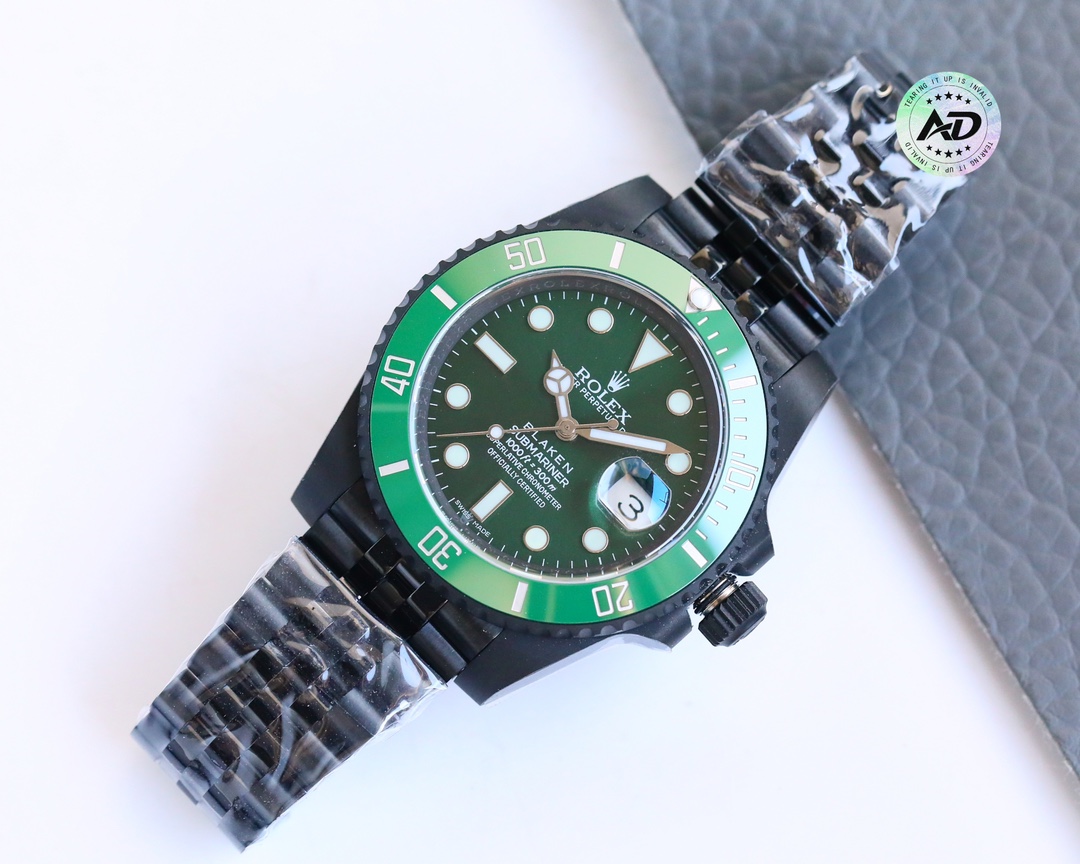 The latest upgrade of the third generation BLAKEN Submariner series! Night Black Rolex/Five Sets of straps series.
Rolex Carbon Black Steel King! Retrofit the Rolex Submariner collection! Peak artifact!
1 ?BLAKEN Advanced Retrofitted Submariner collection