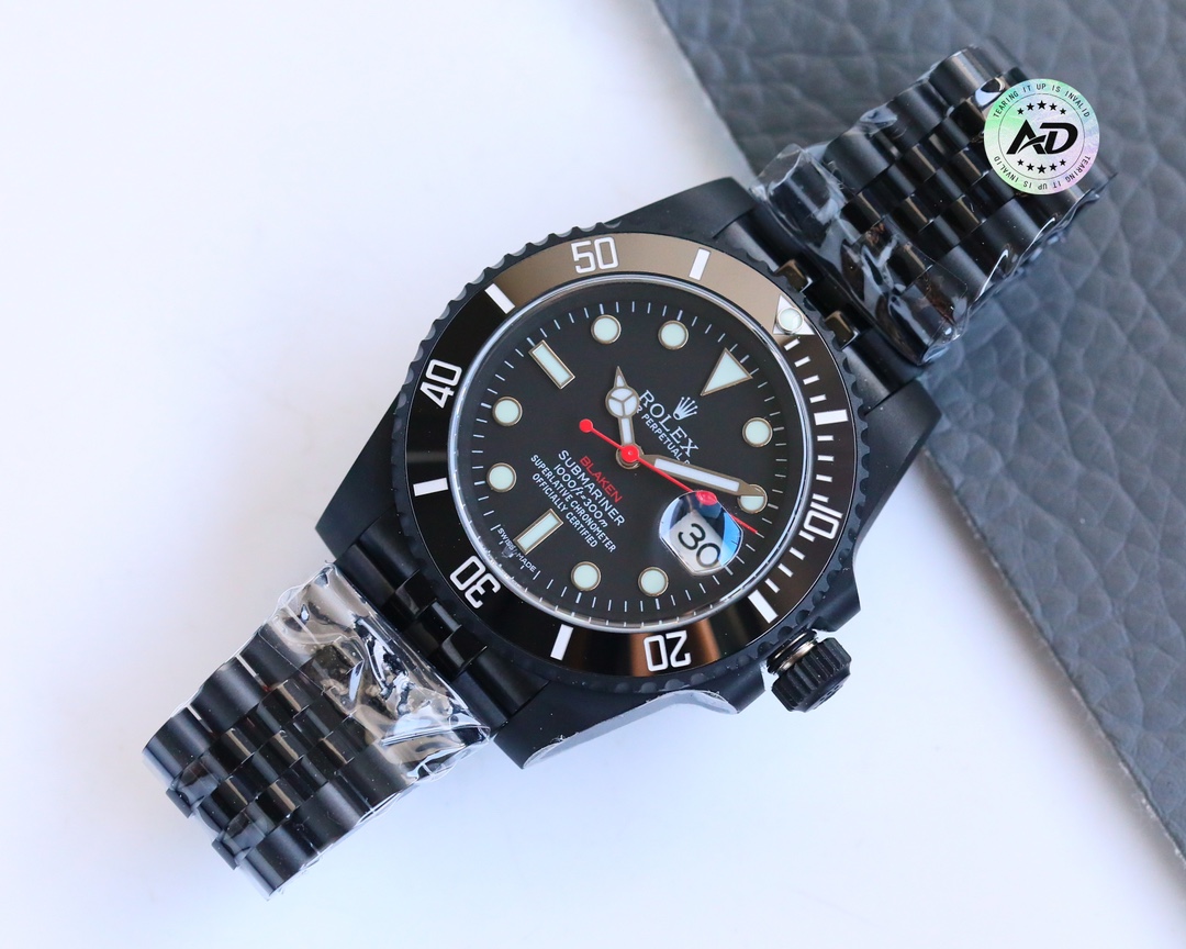 The latest upgrade of the third generation BLAKEN Submariner series! Night Black Rolex/Five Sets of straps series.
Rolex Carbon Black Steel King! Retrofit the Rolex Submariner collection! Peak artifact!
1 ?BLAKEN Advanced Retrofitted Submariner collection