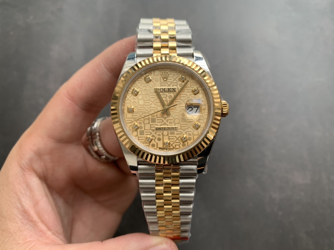 Circuit dial gold log