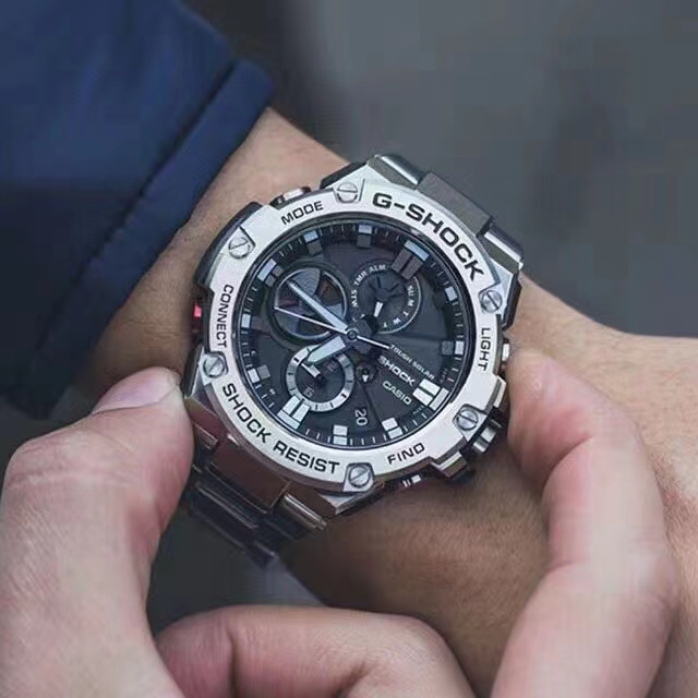Douyin bestseller G-SHOCK Casio GST-B100 series,
The classic windmill design, shockproof dial design, one-button lighting mode with strong colors that shock the eyes, shockproof and anti-magnetic life water, automatic calendar case, as always made of spec