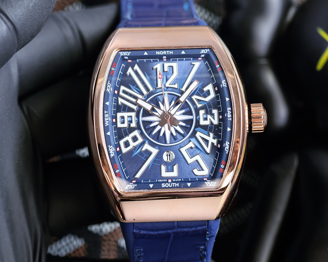 ?? Franck Muller V45 SC DT series 54*42*15mm automatic mechanical movement Blue light coated glass cowhide strap bottom rubber folding clasp blend sporty design style perfect arc interlayer design in the middle shows gentlemanly taste