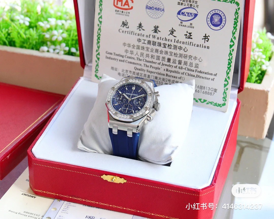 ??360 OOTD | Blue in summer is truly stunning ??????
This blue is so much whitish
As bright as summer blue
The sun shines on the body, the mood is ALL GOOD ????
# Dress daily ??