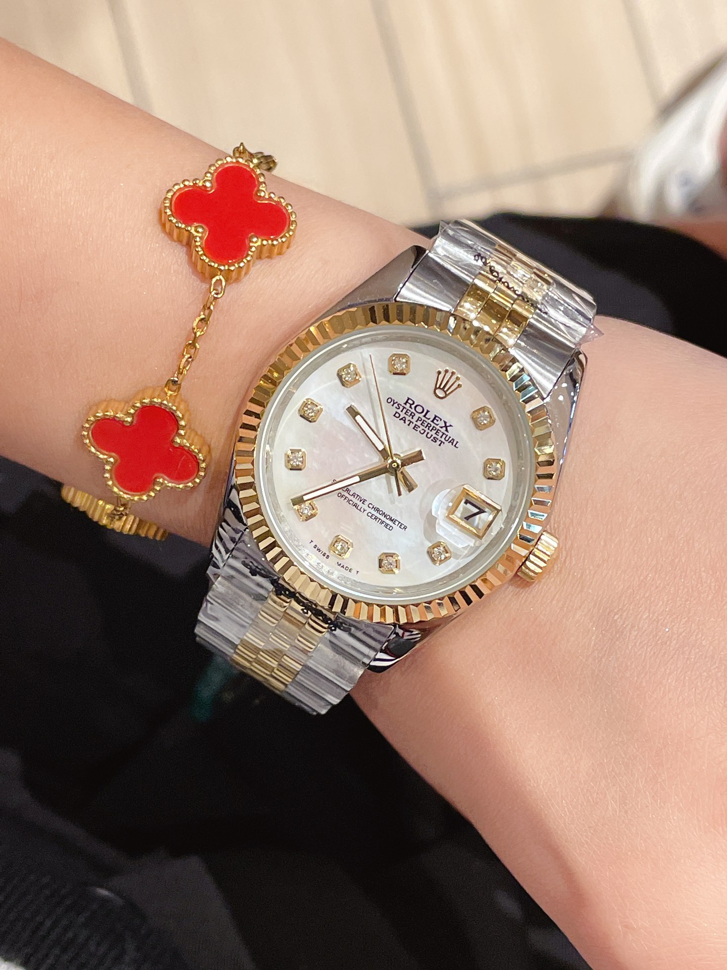 ?? Aperture 240 diamond 260?? Gold and white with Rolex Datejust classic women 36mm solid five-bead steel strap - original buckle ?? ? Little Red Book Hot recommendation Multicolor dial dazzling, design shows unique noble elegance goddess temperament! The