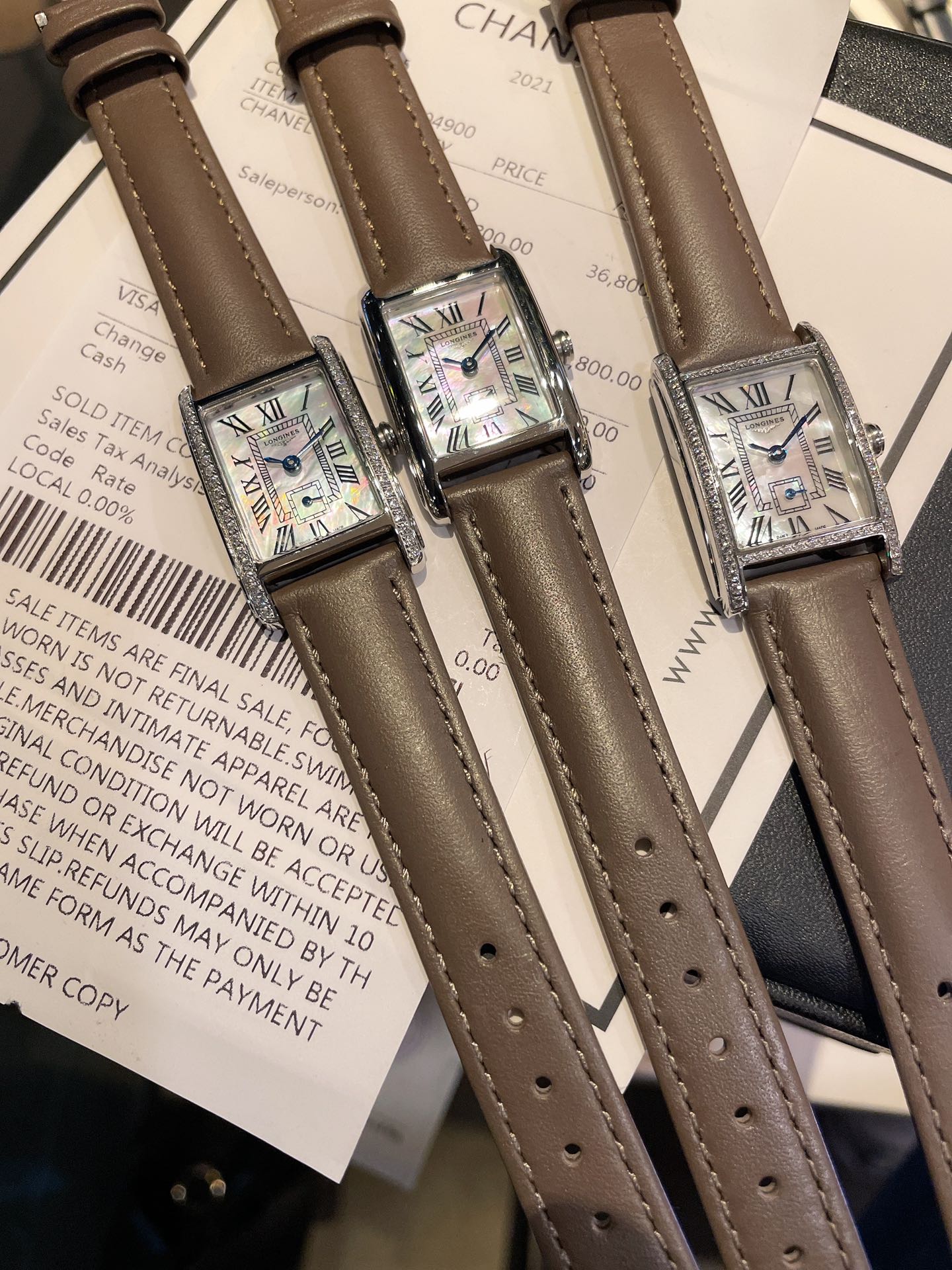 ?? Aperture 260 half bore 280 full bore 300
The most popular Longines are super good-looking girls, hurry up and get ??
Longines Masterpieces Two and a half hands ladies watch 316 stainless steel strap 33*22mm thick 7m