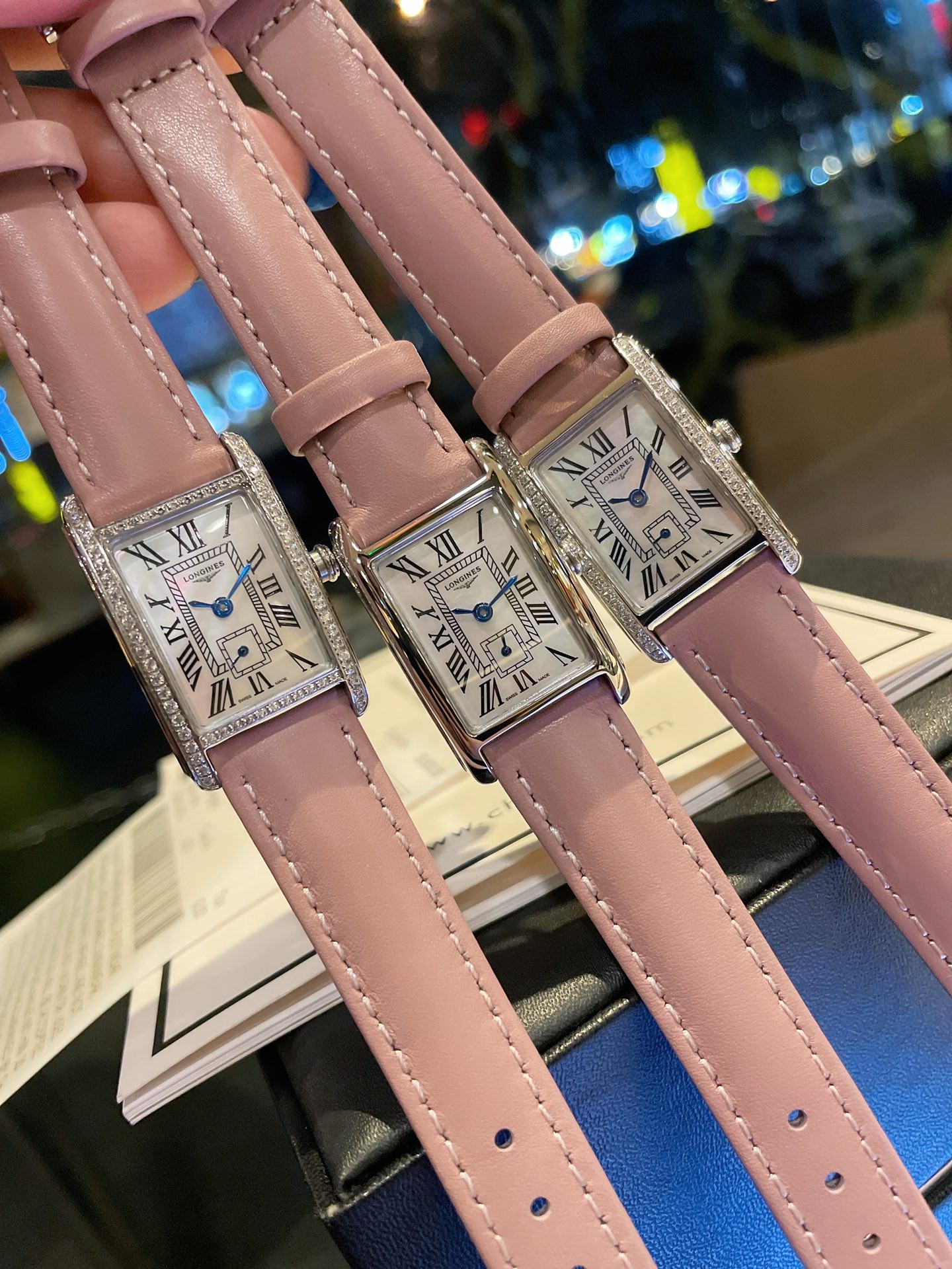 ?? Aperture 260 half bore 280 full bore 300
The most popular Longines are super good-looking girls, hurry up and get ??
Longines Masterpieces Two and a half hands ladies watch 316 stainless steel strap 33*22mm thick 7m