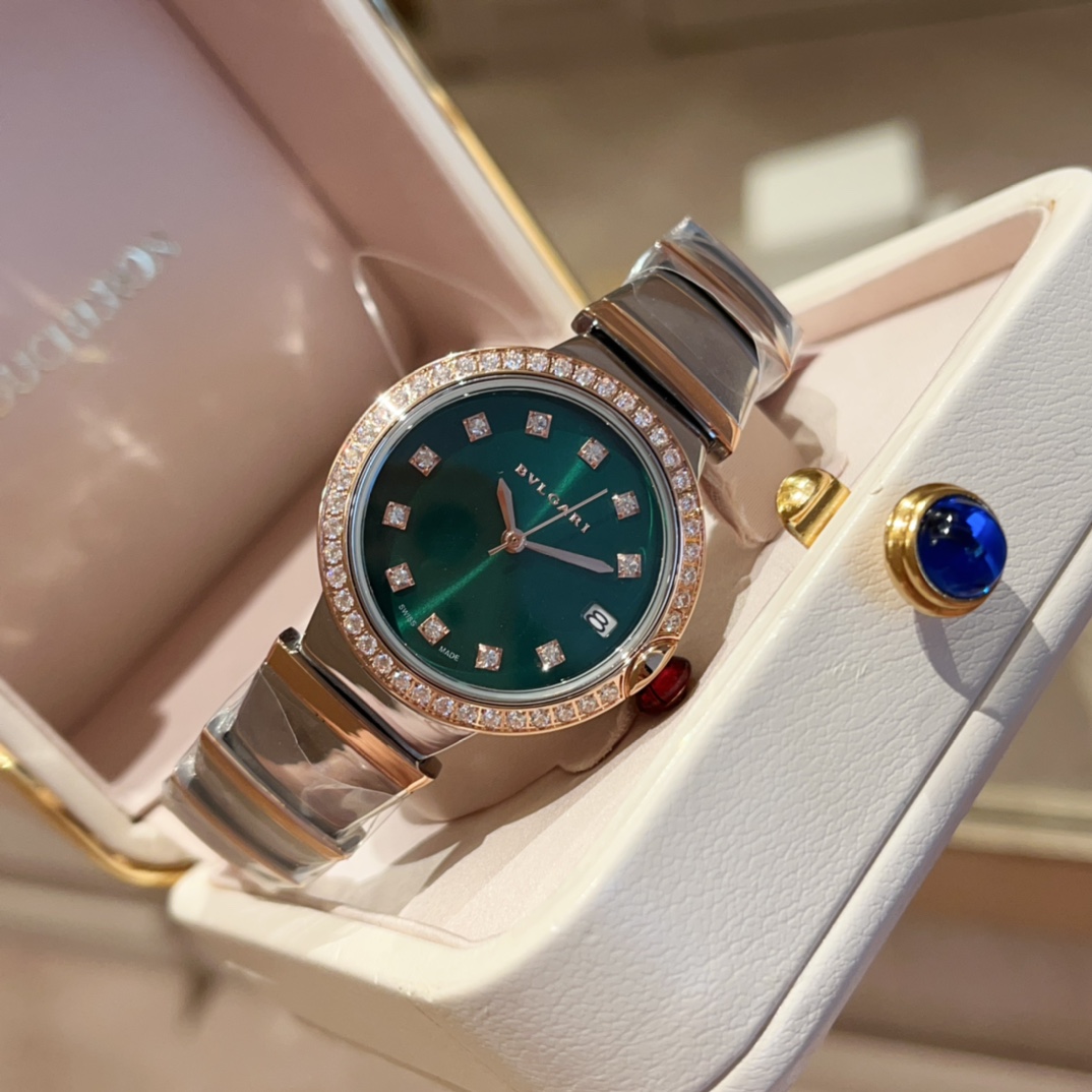 ?? Aperture 280 diamond ring 300
BVLGARL collection watches, this is the goddess 'exclusive exquisite piece, noble and luxurious yet reserved, versatile and elegant, the quality case is perfect, 316L steel, diamond facets, with sapphire glass, you really 