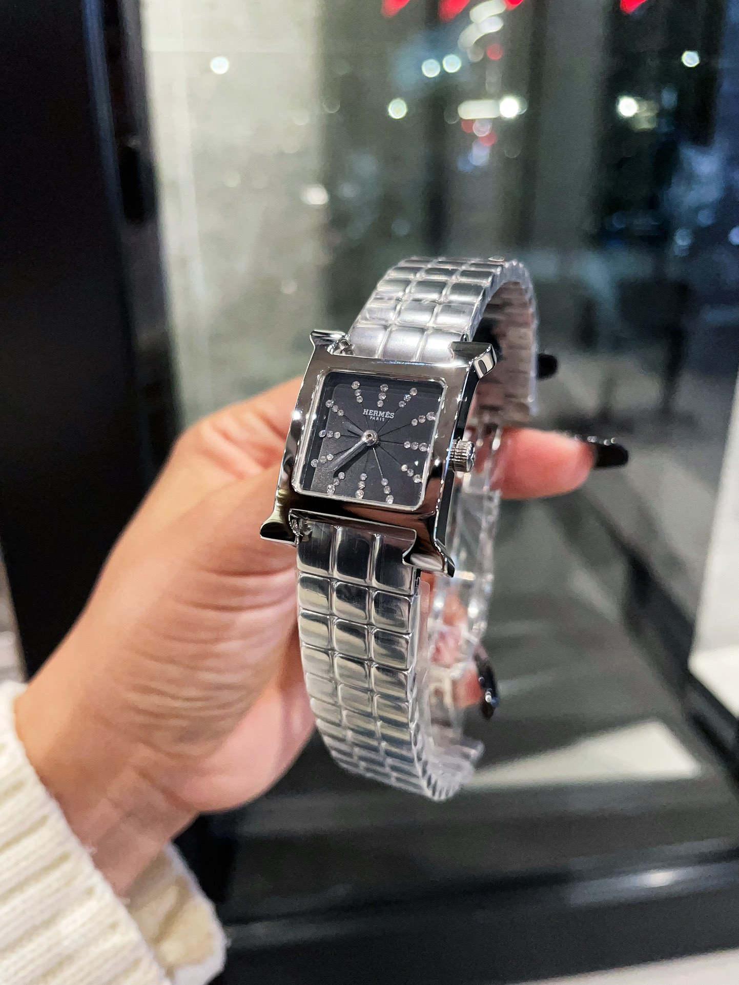 ?? Bezel 380
Xiaohongshu popular Hermes this heure H steel watch has been waiting for a whole year. When I saw it, I fell in love with it at first sight. I never thought everything was fate. This time it actually arrived. Workmanship matching: with Swiss 
