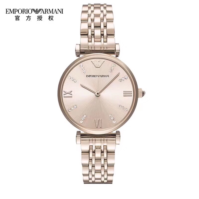 Check out the good stuff! Top edition Armani's popular all-stars women's watch! Exclusive to the platform! Original factory source! ~ 32mm diameter, 316 stainless steel strap,
Deep and exquisite dial, water diamond hour markers, luxurious and simple desig