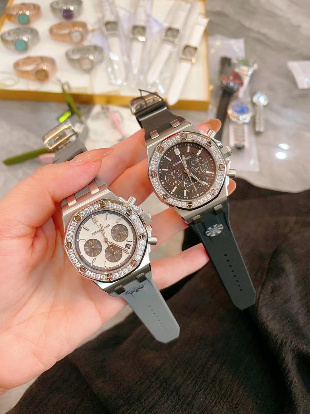 ??360 Internet celebrity bestsale AP Audemars Piguet Royal Oak collection beauty is almost every one! Stainless steel case with diamond octagonal diamond bezel design imported Japanese multi-power quartz movement stabilization with chronograph function sa