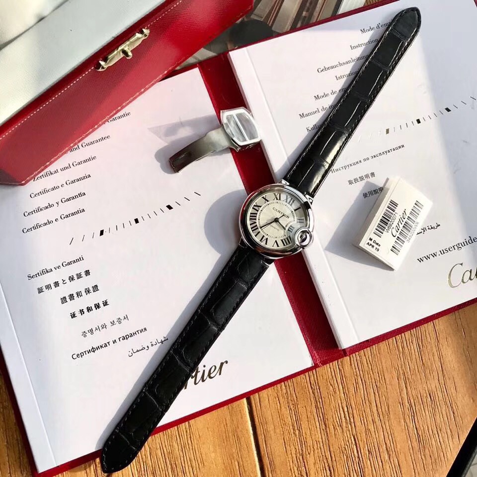 Black details! Our blue balloon highlights no more repetition, quality speaks...