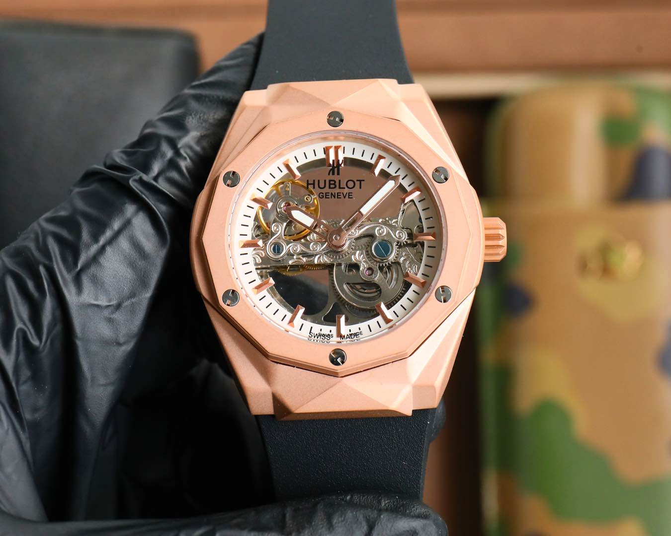 ?? HUBLOT glass 45mm*13mm top-grain cowhide strap with original clasp automatic mechanical movement with a strong metallic coolness that always gives you a visual impact