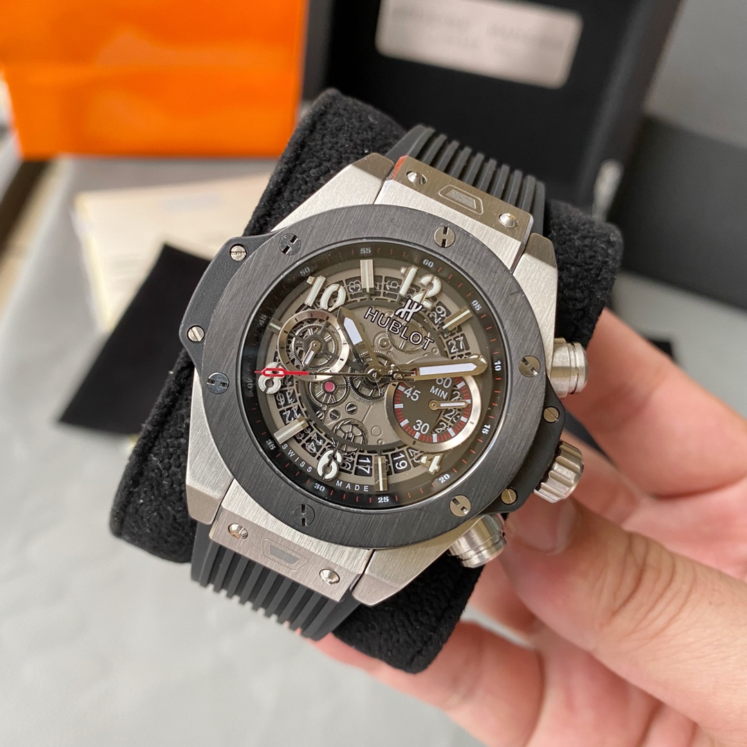 Hublot?? mechanical version ???? Fine men 's watch, multi-functional design, noble and elegant, gentlemanly style, excellent quality, selling well all over the city. With a fully automatic mechanical movement, top-quality 316 stainless steel case, natural